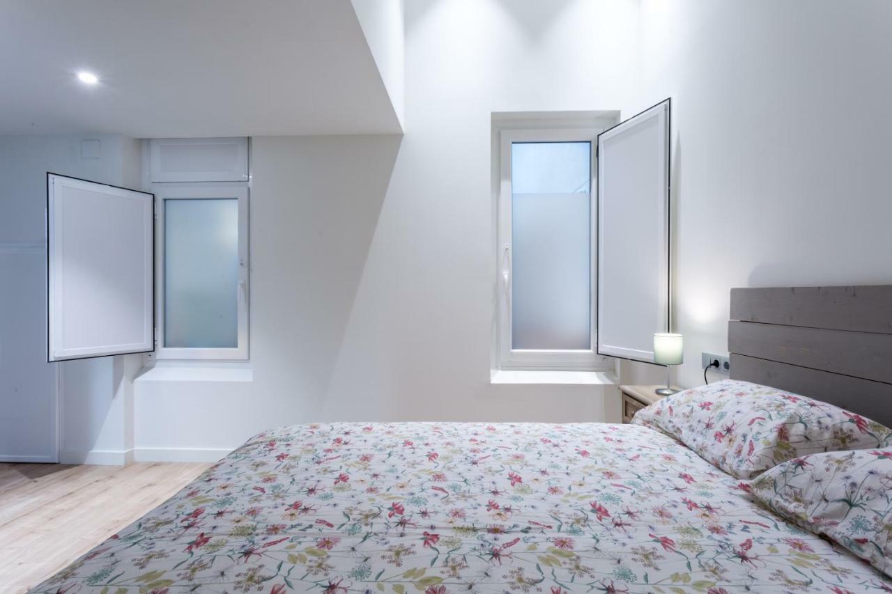 Apartamentos Lanza Sevilla Bagian luar foto