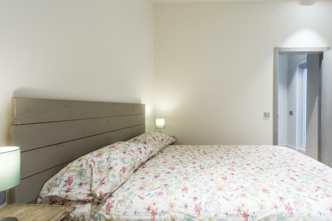 Apartamentos Lanza Sevilla Bagian luar foto