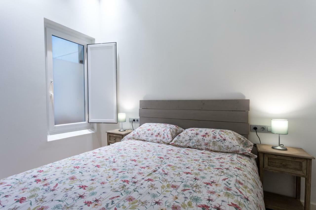 Apartamentos Lanza Sevilla Bagian luar foto