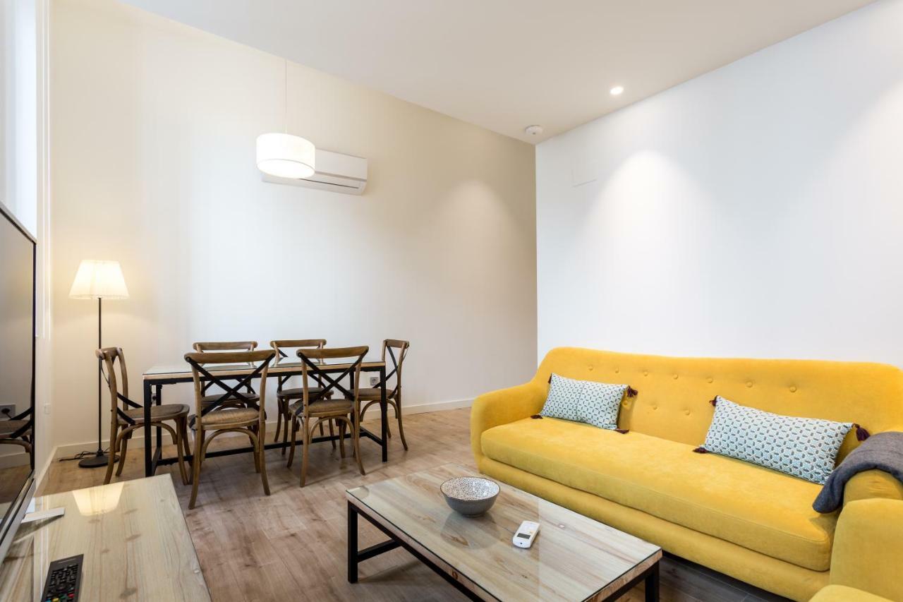 Apartamentos Lanza Sevilla Bagian luar foto